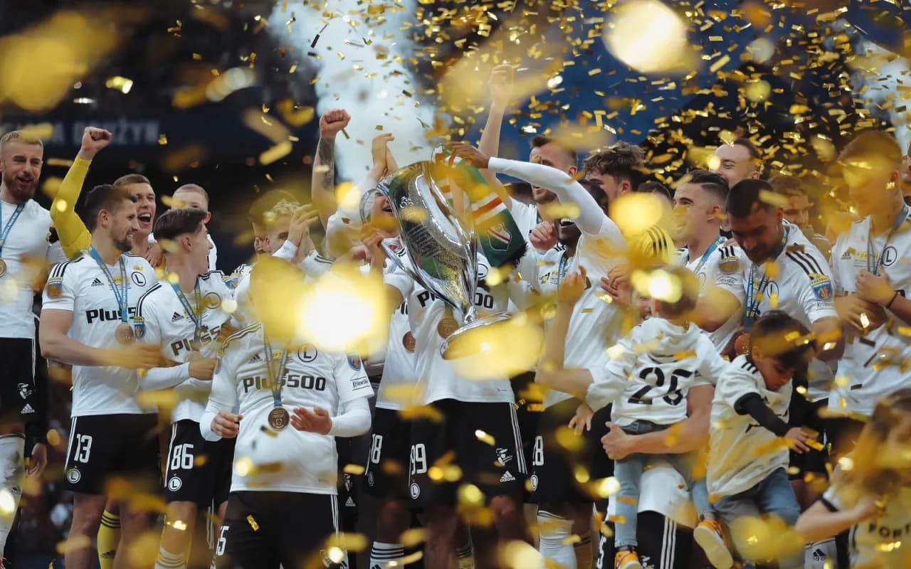 Ile razy Legia zdobyła Puchar Polski? Zaskakujące fakty o klubie