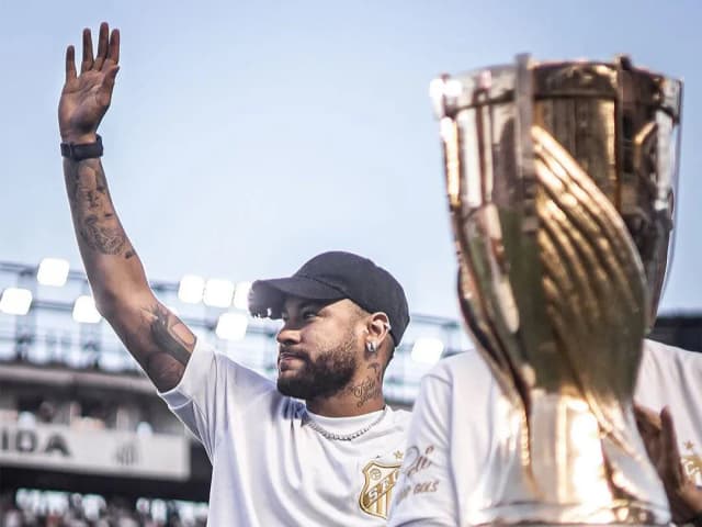 Neymar: wiek, rodzina i zarobki - fascynujące fakty o gwieździe