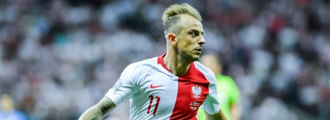Kamil Grosicki wzrost – jak jego wysokość wpływa na karierę piłkarską?