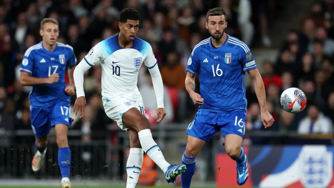 Mecz Anglia vs Włochy: Wyniki, analiza i kluczowe momenty spotkania